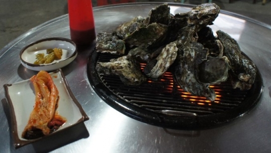 2TV 저녁 생생정보 생생밥상, 벚굴 맛집 전라도 풍성복집ㆍ경상도 벚굴식당…특별한 맛의 비법은?