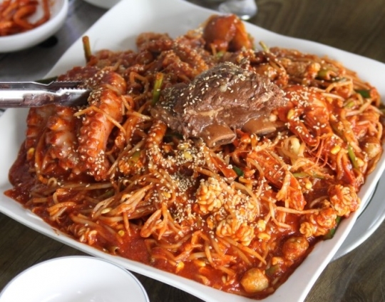 2TV 저녁 생생정보 딱 하나 바꿨을 뿐인데, 장독 물회 맛집 완도산회·해물 갈낙찜 맛집 빠삐용낙지…위치는?