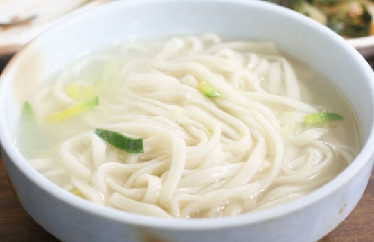 2TV 저녁 생생정보 개봉맛두, 동래파전 맛집 동래할매파전·해물칼국수 맛집 우리밀칼국수…위치는?