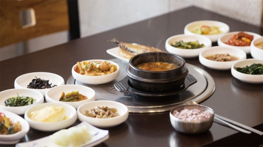 생방송 투데이 맛있GO 싸다GO, 8000원 15첩 반상 맛집 식당 주는대로…위치는?