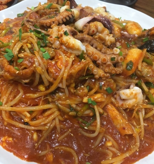2TV 저녁 생생정보 장사의 신, 연 매출 16억 대왕 해물찜 맛집 옥수해물찜칼국수…위치는?