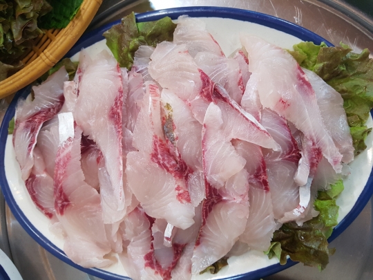 [하응백의 해산물 기행 7. 강화도 숭어] 알 꽉 찬 가을숭어…집나간 이몽룡도 돌아오겠네