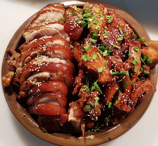 2TV 저녁 생생정보 장사의 신, 연 매출 10억 불족발 맛집 족발귀신…위치는?