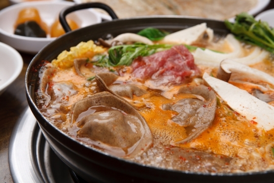 2TV 저녁 생생정보 오늘방송맛집- 비법 24시 밥상을 털어라, 만두전골 맛집 만두집…위치는?