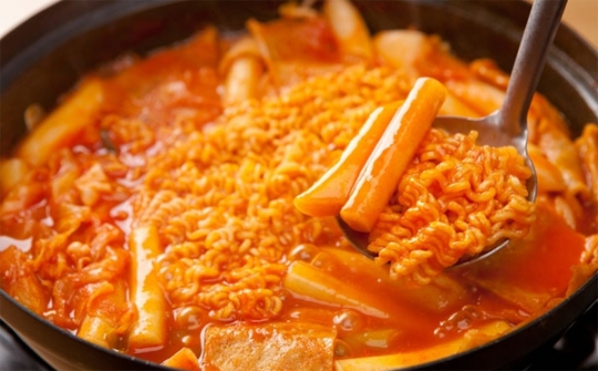 생방송 투데이 오늘방송맛집- 인생 분식, 1980 개업 즉석떡볶이 맛집 영분식…위치는?