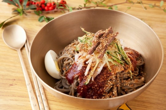 2TV 저녁 생생정보 장사의 신, 연 매출 10억 막국수+치킨 맛집 중앙탑막국수…위치는?