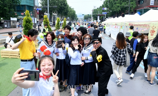 [포토] 대학로의 낭만과 추억을 회상하며