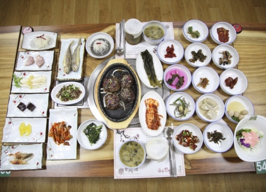 2TV 저녁 생생정보 기다려야 제맛, 파김치 한우 곱창구이 맛집 진성한우곱창·36첩 대통밥 떡갈비 정식 맛집 금수한방숯불가든…위치는?