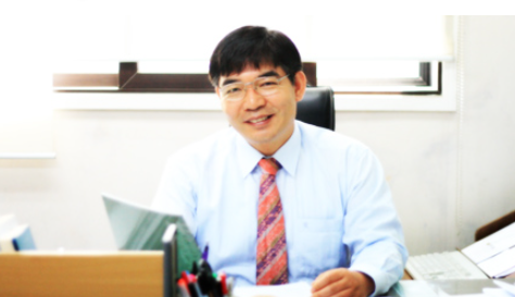 정경심, 재판 하루 전 변호인 김칠준 선임 배경은?…이름난 인권 변호사