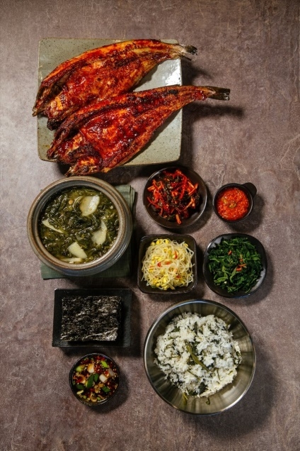 2TV 저녁 생생정보 장사의 신, 연 매출 14억 코다리조림+곤드레밥+피자 정식 맛집 곤○○○