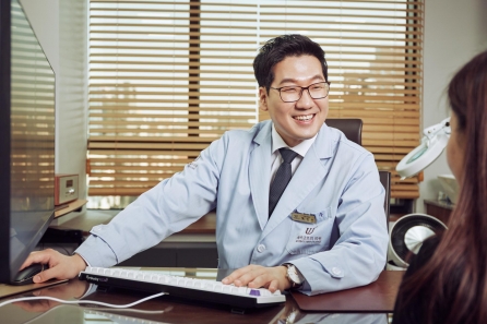 얼굴윤곽을 V라인으로 만드는 방법
