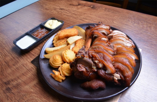 생방송 투데이 오늘방송맛집- 맛의 승부사, 하루 160그릇 완판! 소리부터 맛있는 튀김 족발 맛집 내○○○○○○○의 비결은?