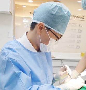 설날 명절, 치과 임플란트로 부모님 구강 건강 지켜드리자