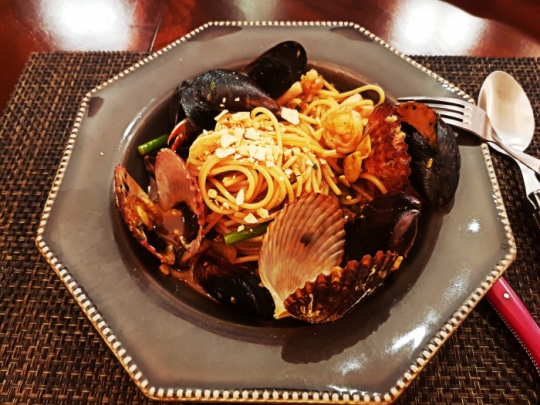 생방송 투데이 오늘방송맛집- 리얼 맛집, 겉은 창고, 속은 궁전! 파주 반전 식당 맛집 만○○…대박 비결은?