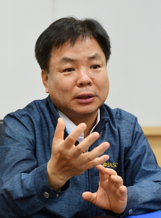 [인터뷰] 이정섭 한성크린텍 대표 “물의 연금술, 반도체 ‘초순수’ 국산화로 세계 도전장”