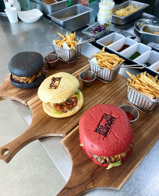 생방송 투데이 오늘방송맛집 - 빵플레이스, 긴급상황! 촬영 불발 위기?…하○○○○○ 대박 비결은?