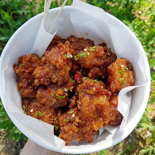 생방송 투데이 오늘방송맛집- 맛의 승부사, 전국구를 사로잡은 남매의 역작! 가평 잣 닭강정 맛집 유○○○○…대박 비결은?