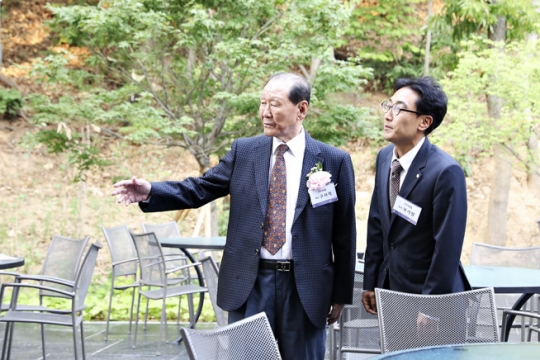 아워홈 일군 구자학 회장 별세···대한민국 산업1세대 이끈 주역