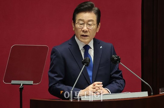이재명, 감사원 서해피격 관련 文 서면조사 통보에...유신 공포정치 연상