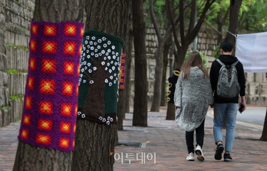 [포토] 산책하기 좋은 날