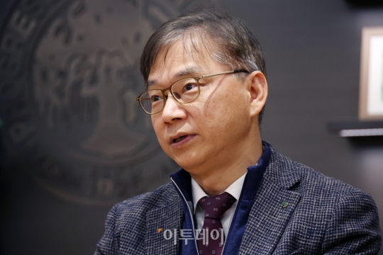 [이슈앤인물] 오세웅 유한양행 중앙연구소장 “렉라자는 미국 뚫을 신약”