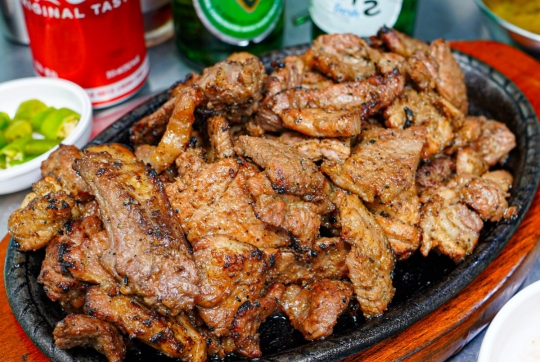 ‘생방송 투데이’ 오늘방송맛집- 역주행, 세월을 거스른 맛집! 연탄불 돼지갈비 ‘경○’