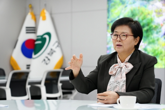 “자연·관광·상권이 어우러진 놀이터 같은 강북구 만들 것” 이순희 강북구청장
