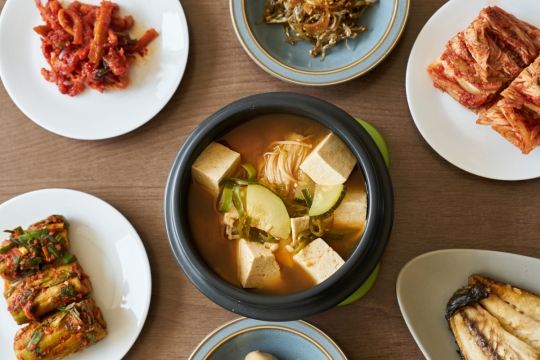 생방송 투데이 오늘방송맛집- 막 퍼주는 집, 얼만데요? 가정식 백반 맛집 믿○○○