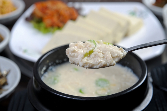 오늘N 오늘방송맛집- 한 끼에 얼마예요?, 순두부찌개 맛집 한○○