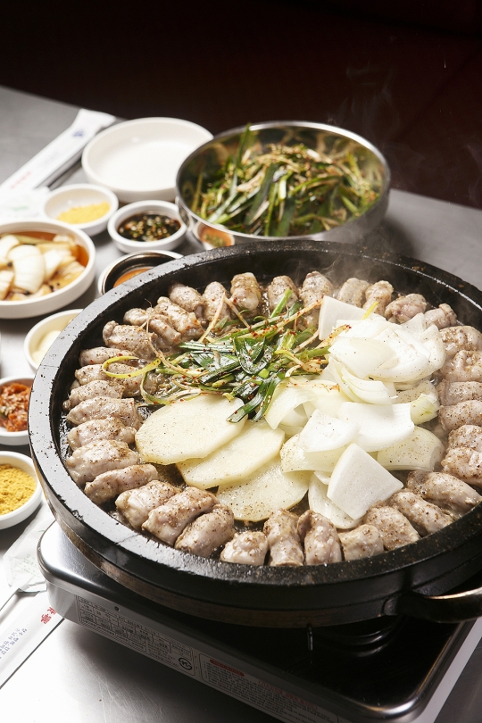 생방송 투데이 오늘방송맛집- 한우물의 법칙, 돼지 곱창 맛집 단○ ○○