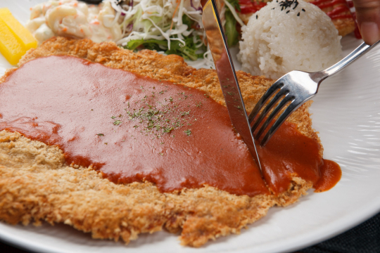 ‘생방송 투데이’ 오늘방송맛집- 막 퍼주는 집 얼만데요, 수제 왕돈까스 맛집 ‘생○○○○’