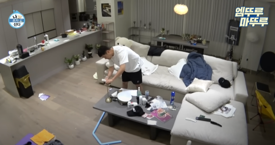 TV만 틀면 나온다… 다작의 아이콘 전현무가 사는 아이파크 삼성은 [왁자집껄]