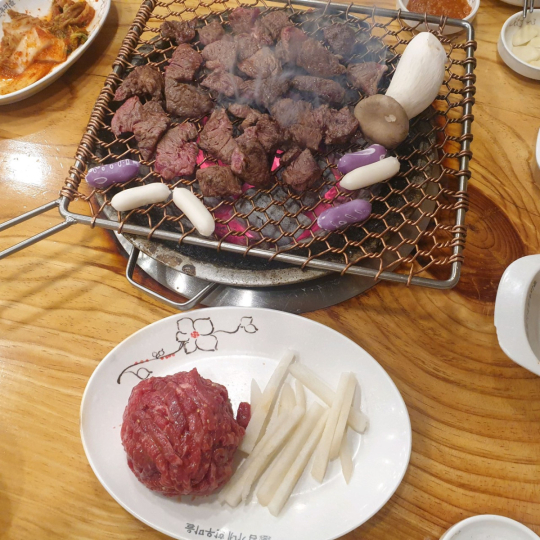 ‘생방송 투데이’ 오늘방송맛집- 막 퍼주는 집 얼만데요, 한우 갈비탕 맛집 ‘임○○○○○○’