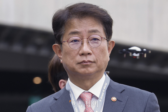 드론이 장관 드론산업 얼라이언스 창립총회 찾은 박상우 국토부 장관 [포토]