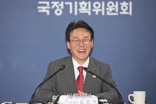 국정기획위원회 찾은 김민석 국무총리 [포토]