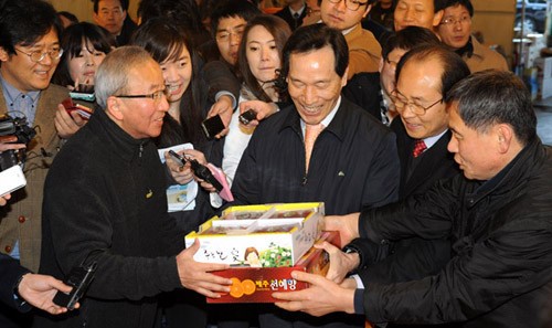 현오석 부총리 유통구조 개선하고, 협동조합 키우겠다