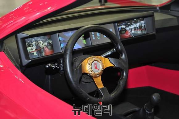 [포토] 파워프라자 예쁘자나R EVS28에서 인기 폭발
