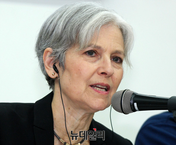 [포토] 한반도 사드배치철회 촉구하는 질 스타인