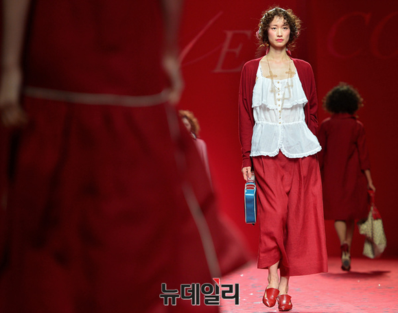 [포토] 매혹적인 런웨이 선보인 미스 지 콜렉션