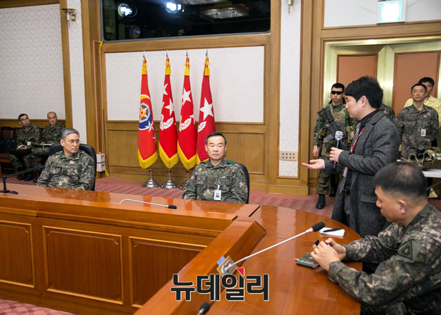 [컬럼] 김용우 참모총장, 전쟁에 필승하는 육군으로 체질 개선하나?