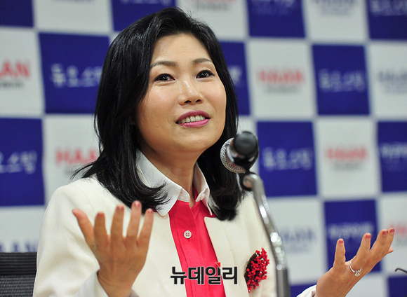 잘할 수 있는 것만… 한경희 세탁소級 스팀다리미 출시