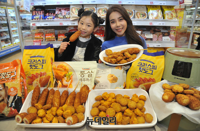 [포토] 롯데마트 겨울철 아이들 간식 준비하세요