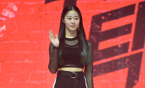 [포토] 블랙헤어 체리블렛 채린