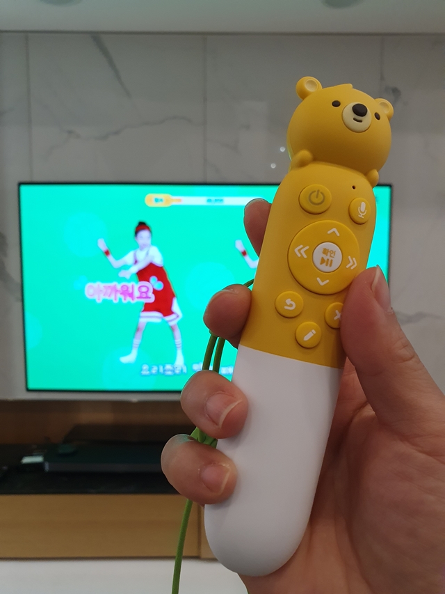 [체험기] 리모컨 하나면 OK… 진화하는 LGU+ 아이들나라