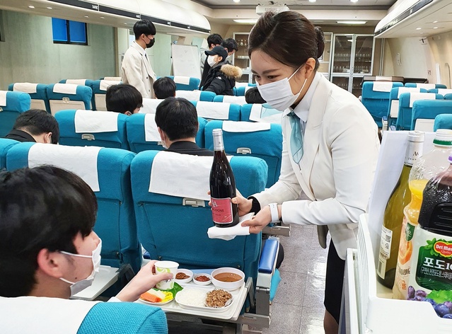 영진전문대 호텔항공관광과, 코로나 뚫고 대기업·해외 취업 ‘하이킥’
