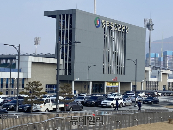 충주, 설 명절인 1일 63명 추가 확진…연속 하루 최다 확진 경신
