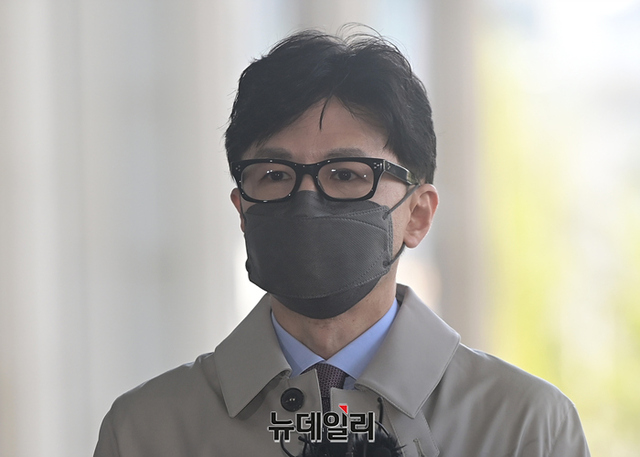 서울시 "한동훈 딸 수상 사실 확인"…MBC, 검언유착 이어 또 오보