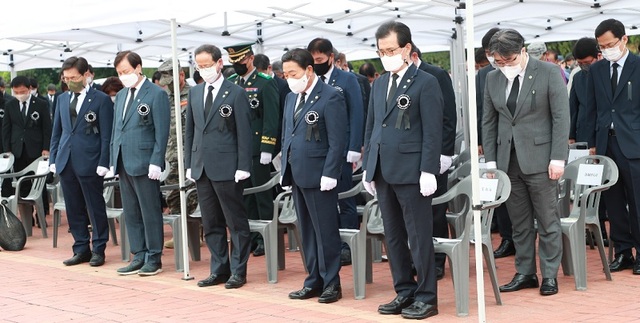 이시종 지사 “애국선열 고귀한 피·땀 충북의 미래 산업선도 견인”