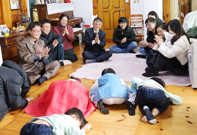칠곡 종갓집, 일가친척 발길 이어져…코로나 이전 설 명절 풍경 회복