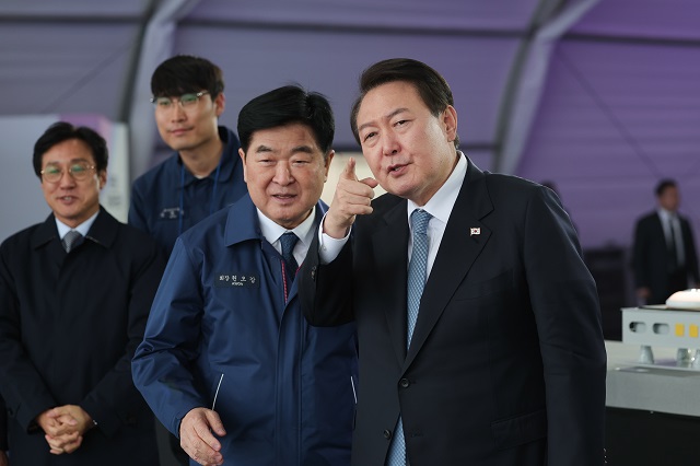 건폭 강력대응했더니… 尹 지지율 37%, 2주 연속 상승